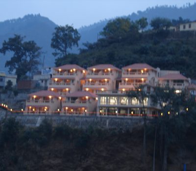 Ramkund Resort in Himalayas